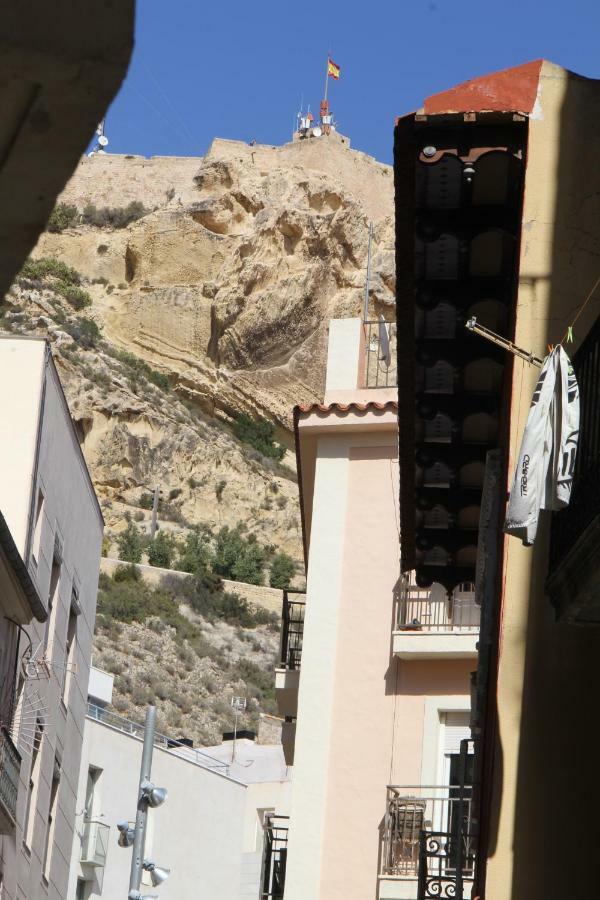 Sunny Apartments, Alicante Centre المظهر الخارجي الصورة